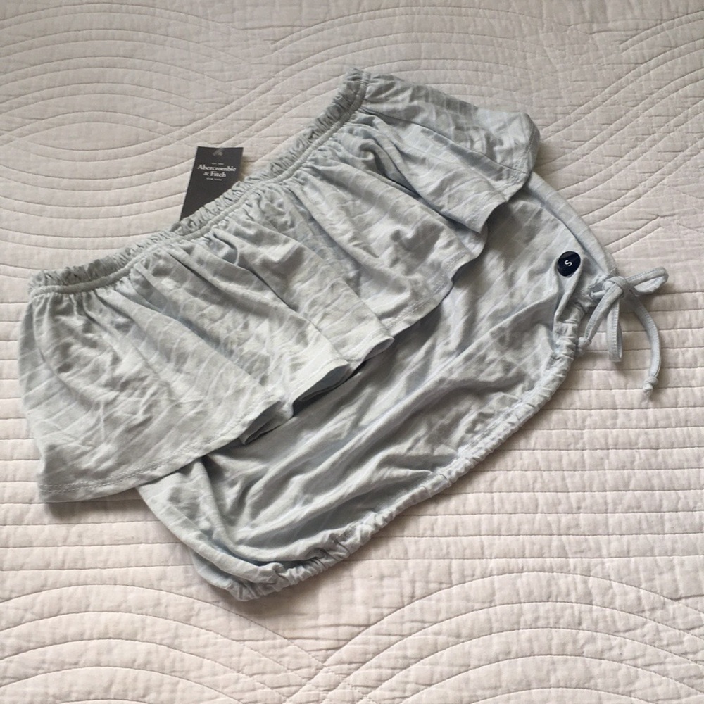 A&F Ruffle Bandeau Crop Tube Strapless Top Stripes Small NWT - Picture 9 of 11